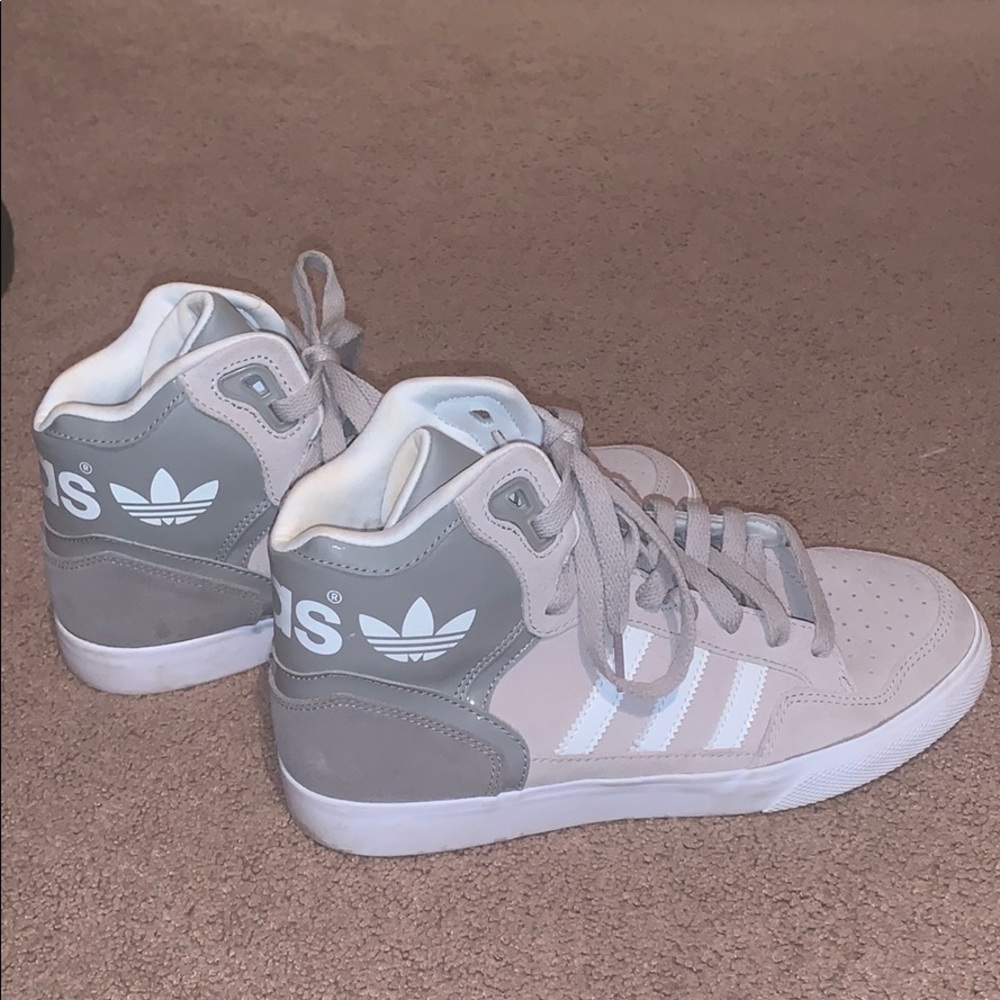 Adidas Sneakers (High-Top)